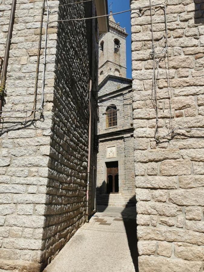 Affittacamere Faber Tempio Pausania Exteriér fotografie