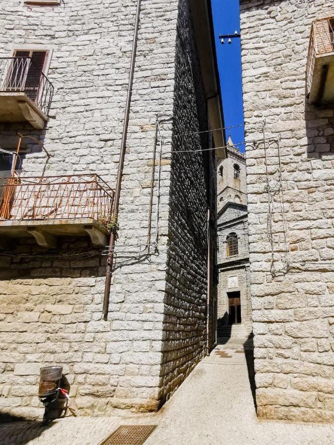 Affittacamere Faber Tempio Pausania Exteriér fotografie